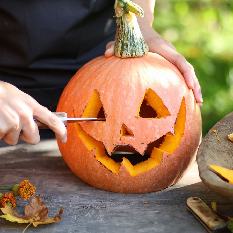 Atelier découpage de citrouille d'Halloween