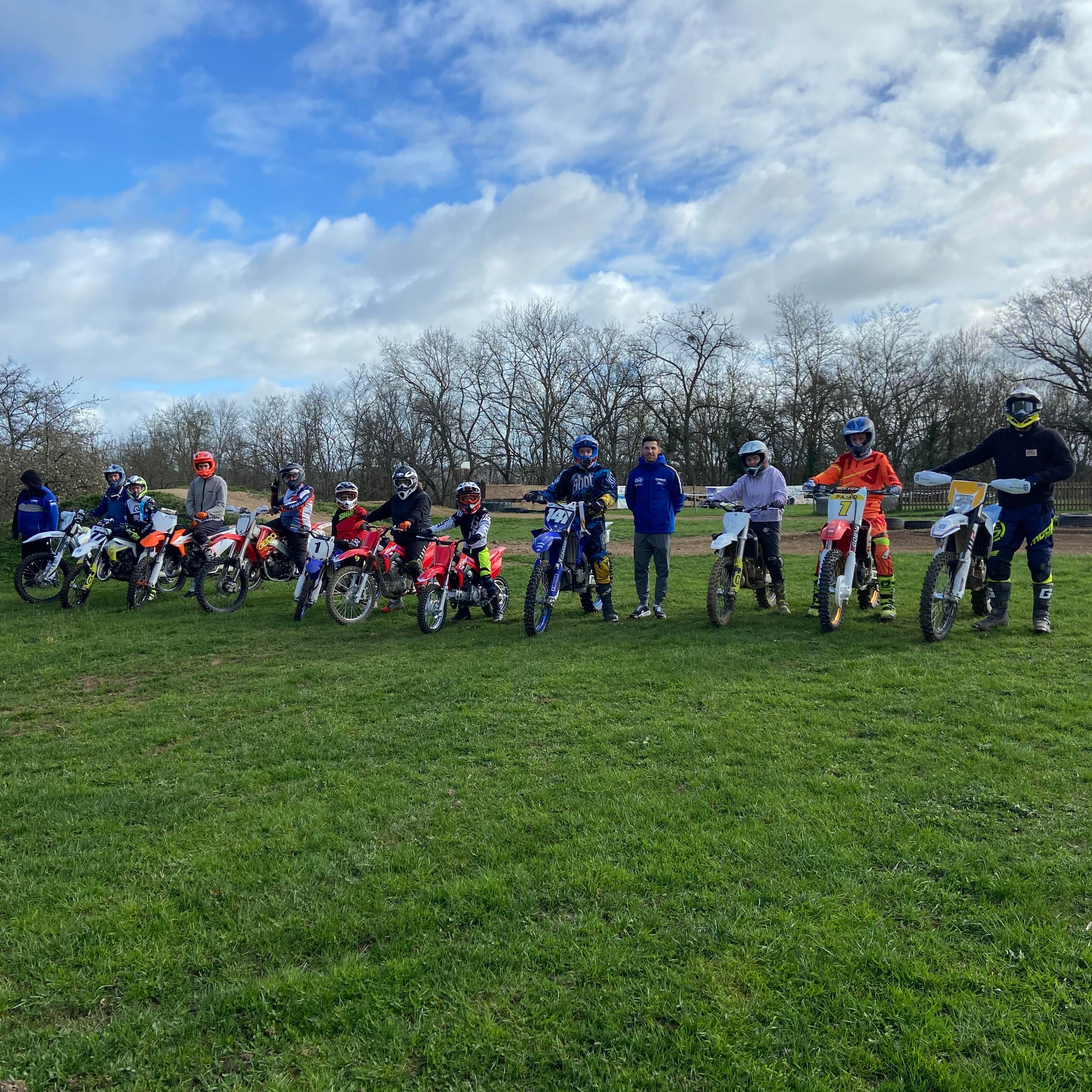 Initiation 13 à 15 ans 125 CRF (D)