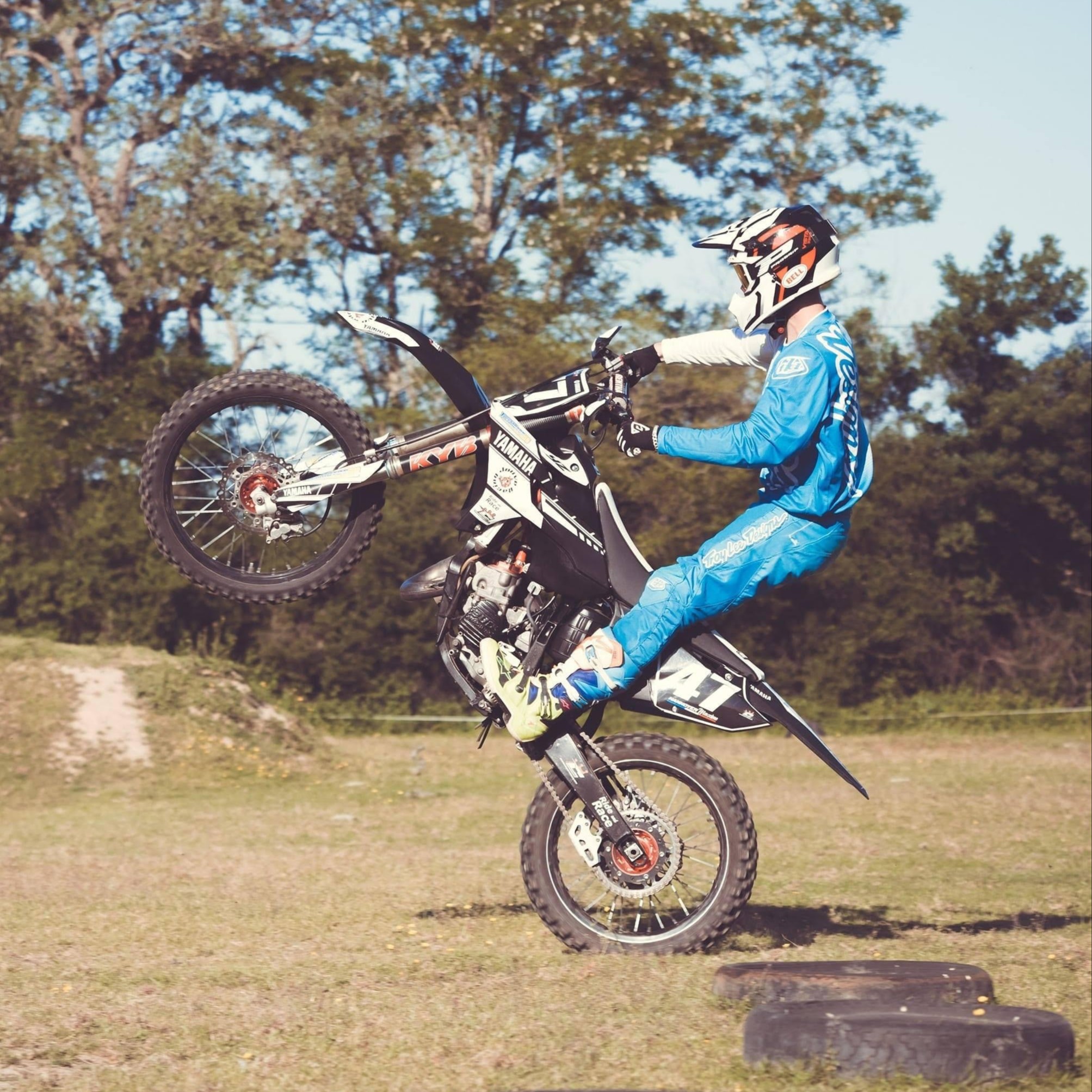 Location moto compétition  2H + de 16 ans 125 YZ (G)