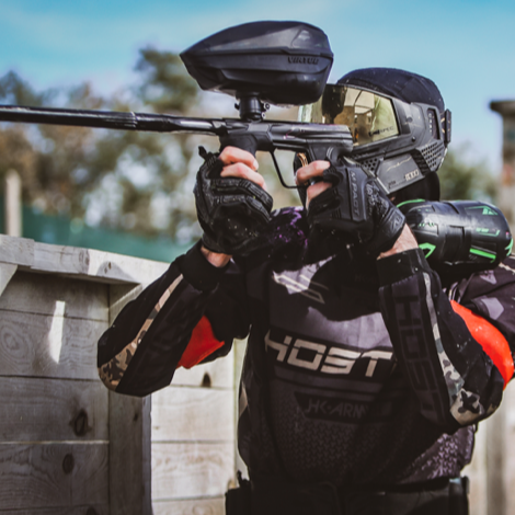 Une place joueur équipé +1 carton de  2000 billes Seven Blizzard