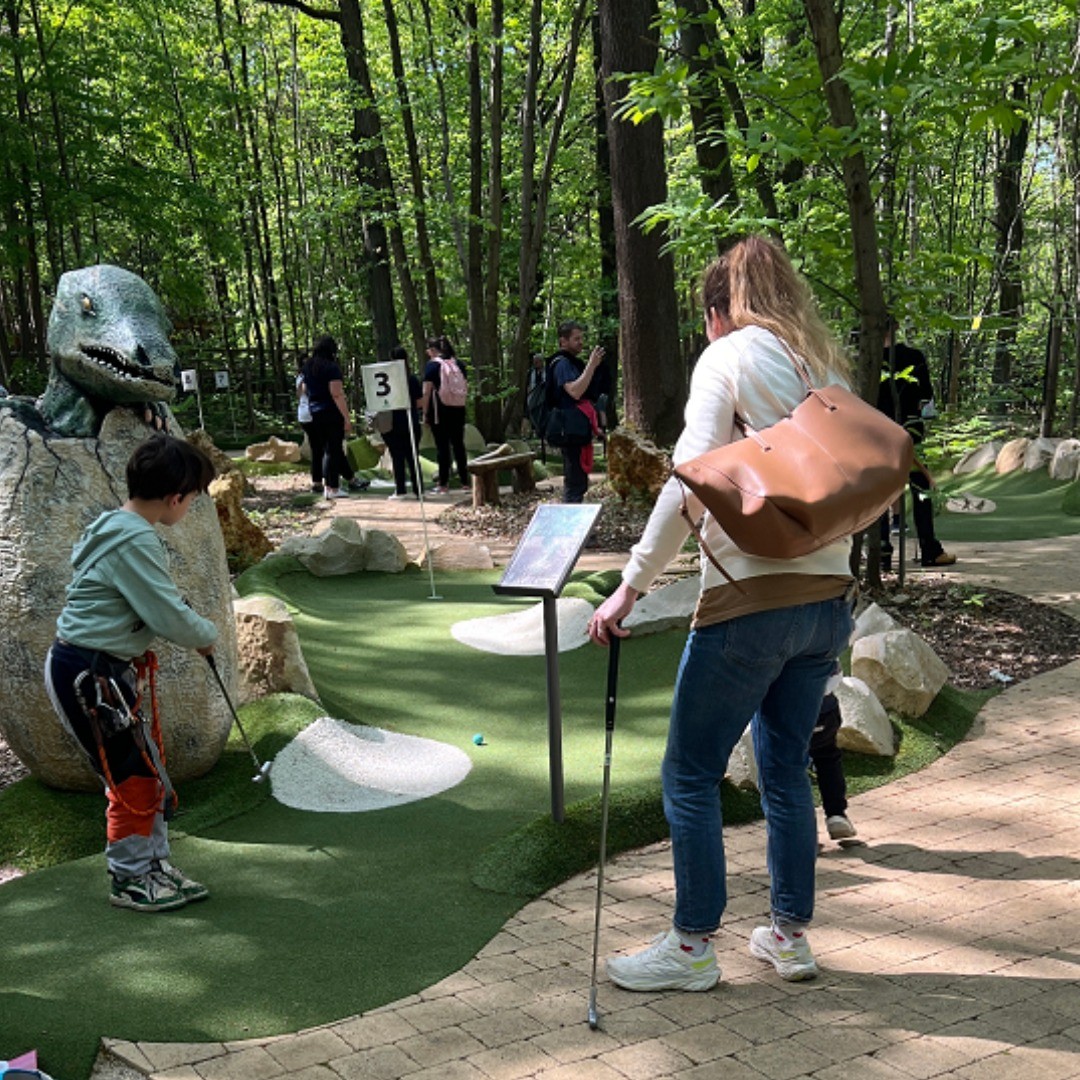 Pack Famille Jurassic Mini-Golf 2 Adultes + 2 Enfants