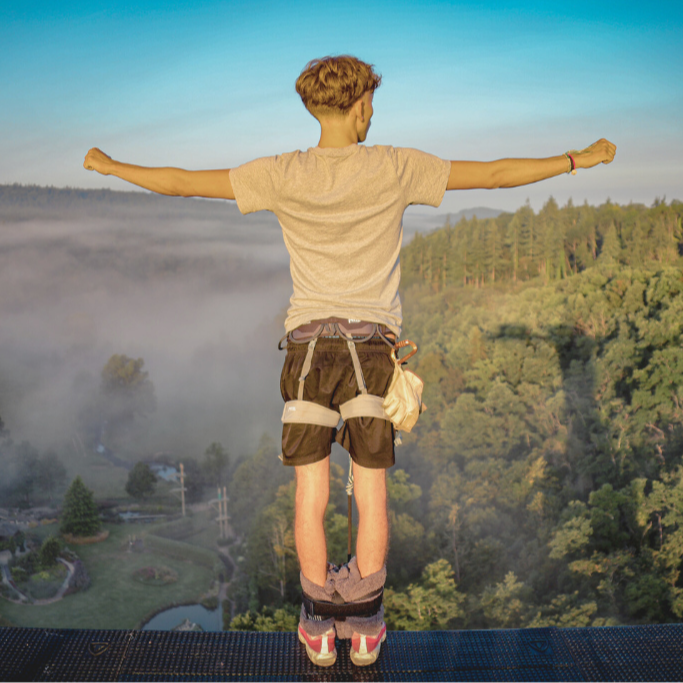 1er saut à l'élastique - mineur ou étudiant