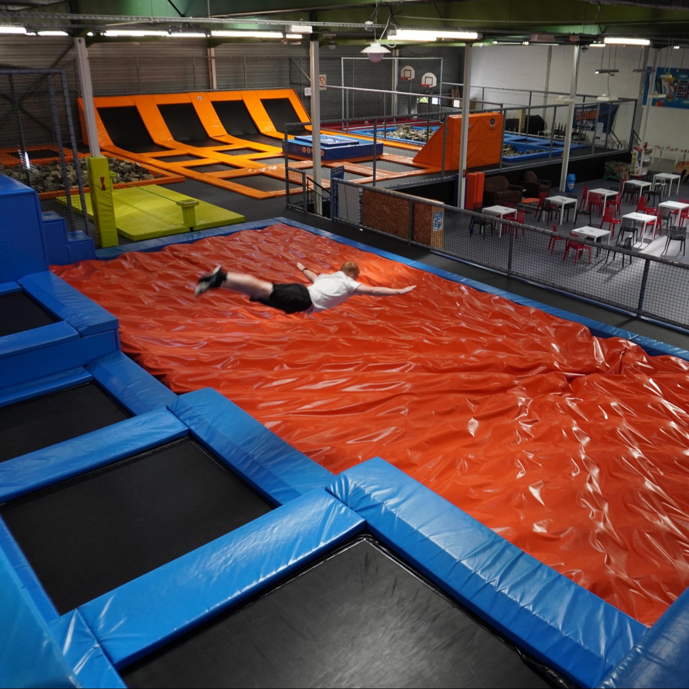 COURS VENDREDI 19H15 - 20H30